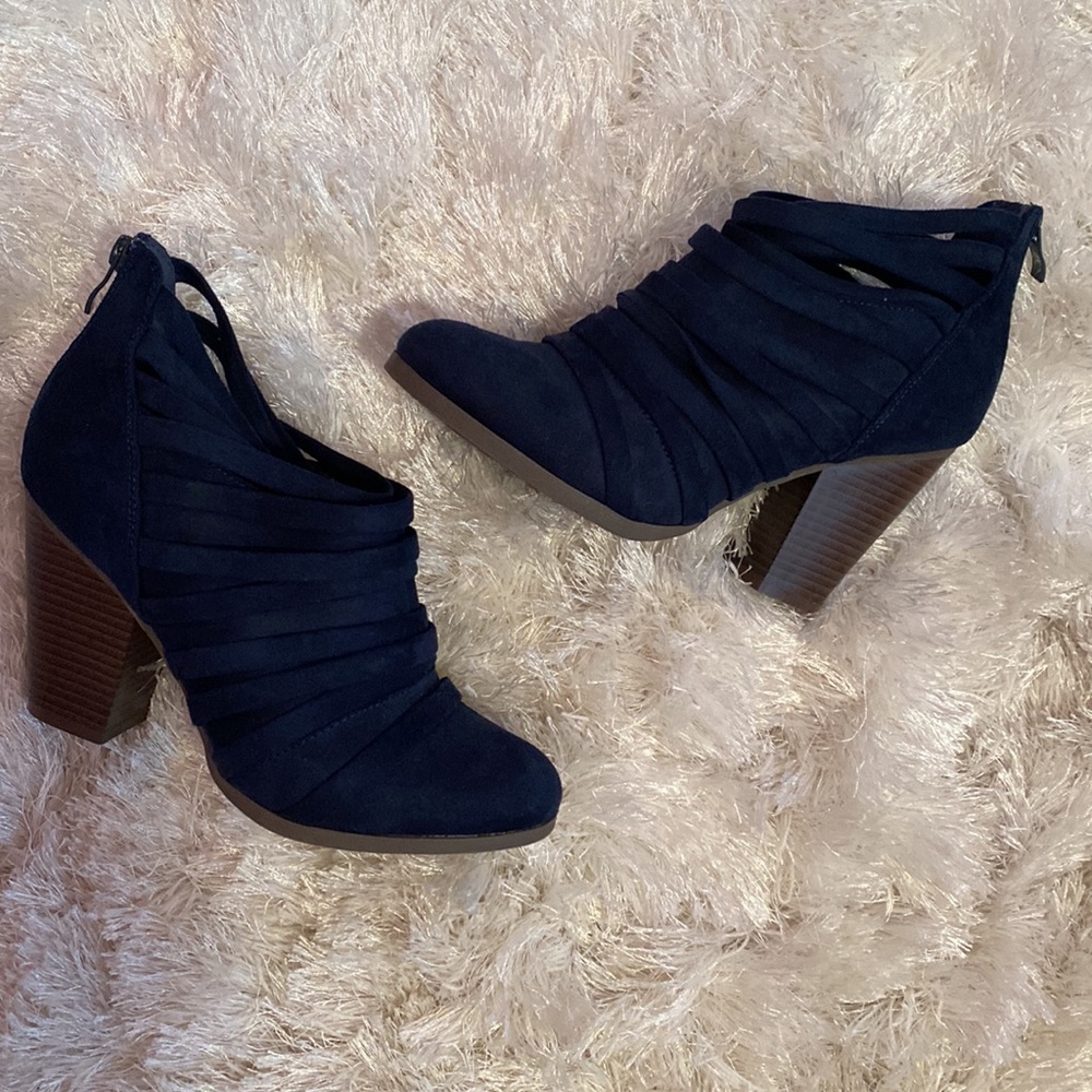Booties - Picture 3 of 5